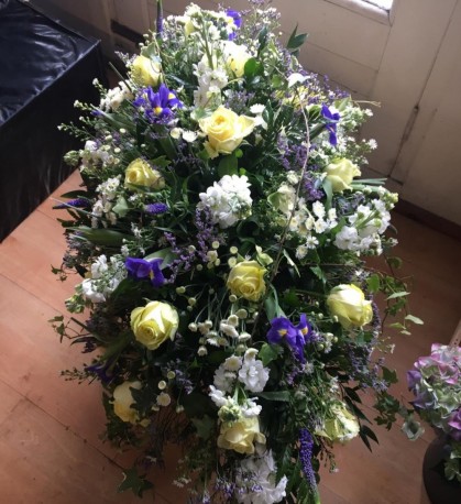 Cottage garden Casket